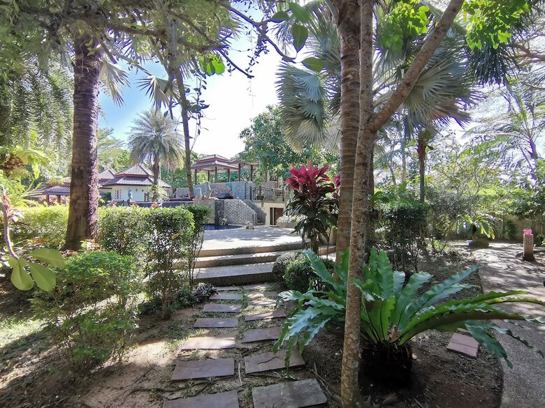 Hotel Thai Modern Resort & Spa