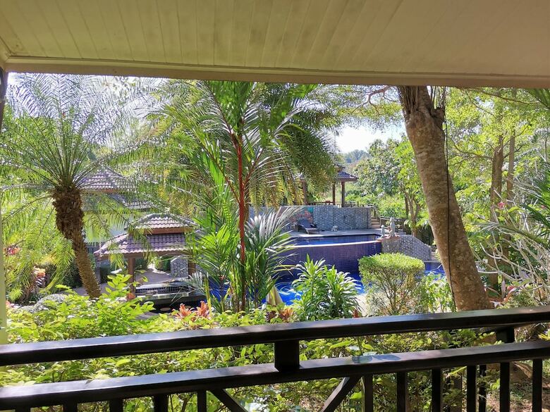 Hotel Thai Modern Resort & Spa