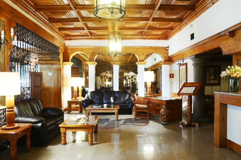 Hotel Pf