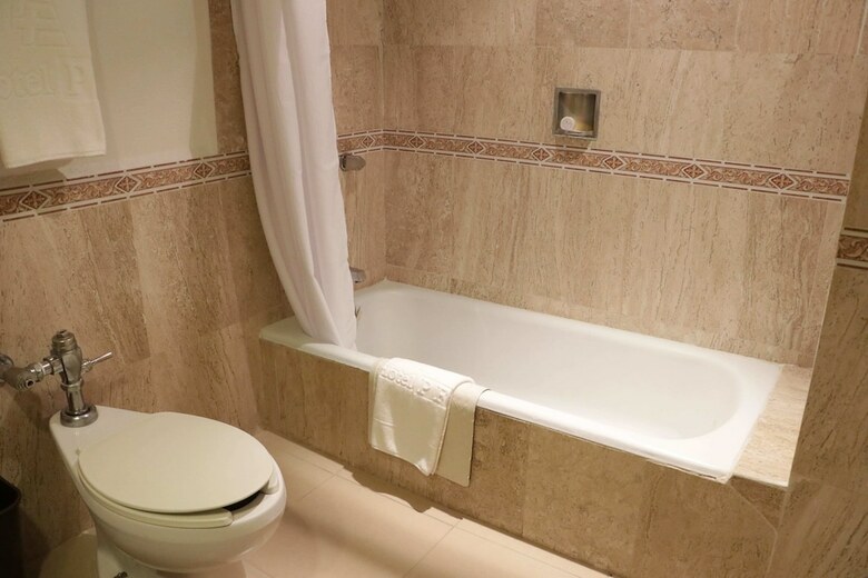 Hotel Pf