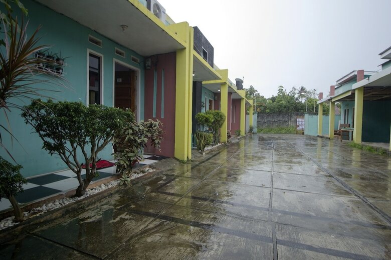 Hostal Spot On 2362 Wisma Ria