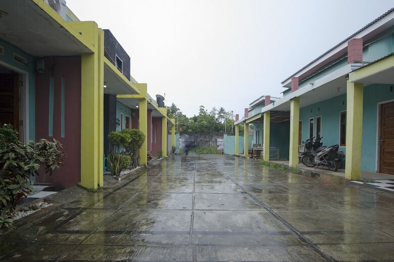 Hostal Spot On 2362 Wisma Ria