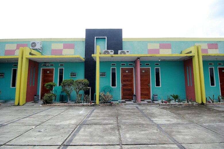 Hostal Spot On 2362 Wisma Ria