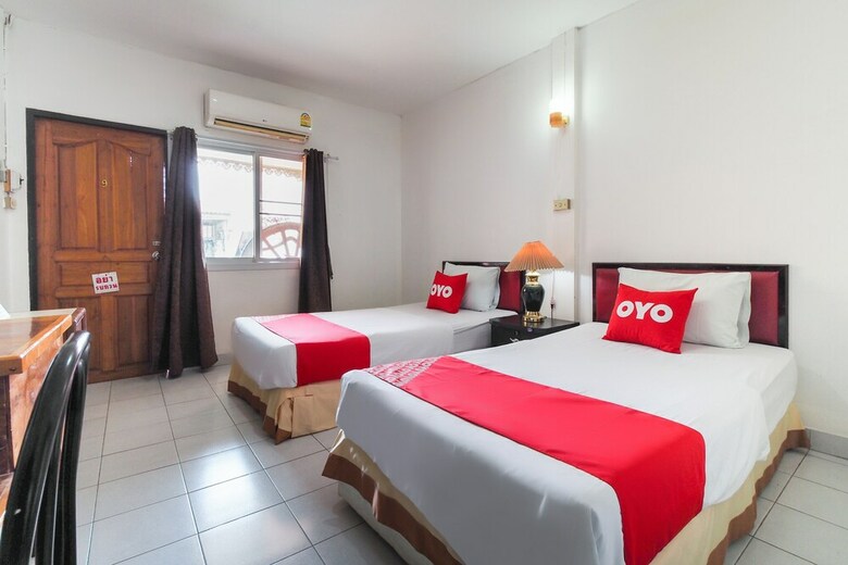 Oyo 654 Samanmit Inn Hotel