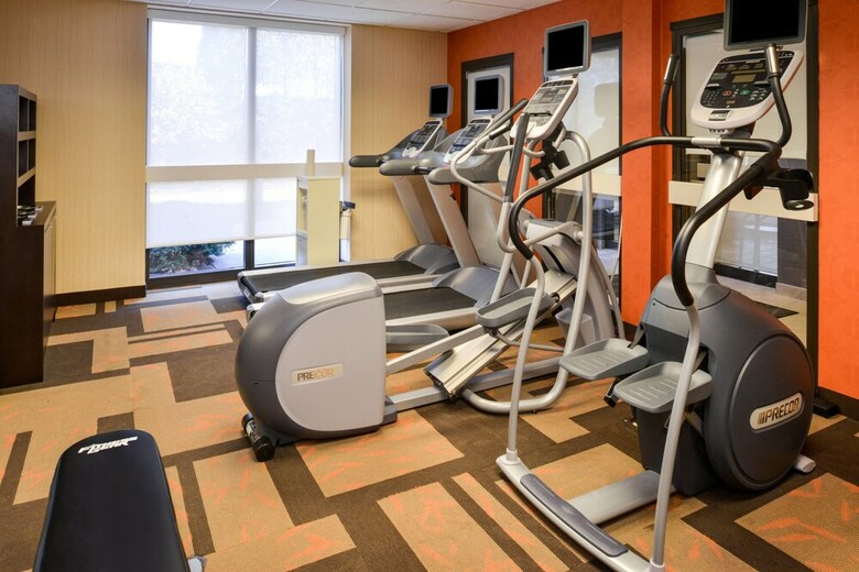 Hotel Courtyard By Marriott Milwaukee Brown Deer