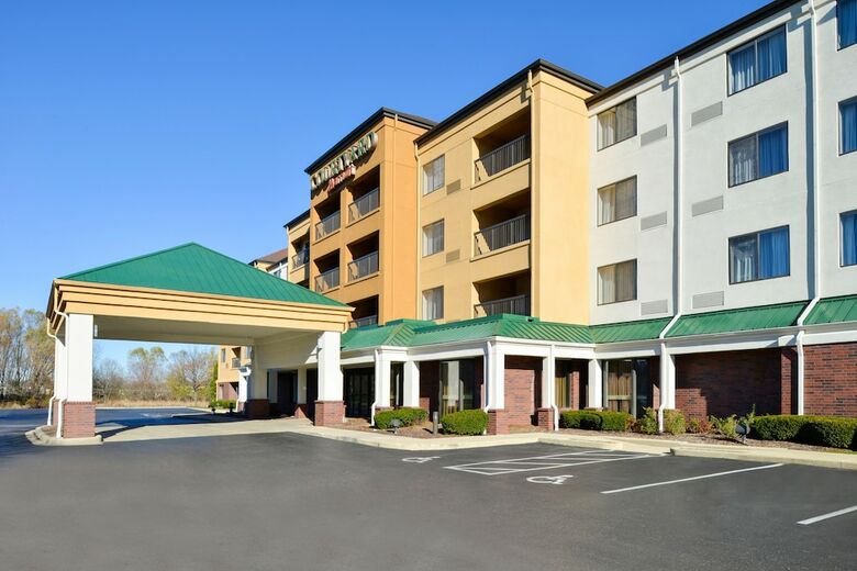 Hotel Courtyard By Marriott Milwaukee Brown Deer