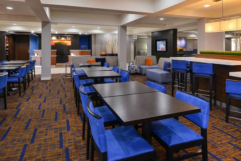 Hotel Courtyard By Marriott Milwaukee Brown Deer
