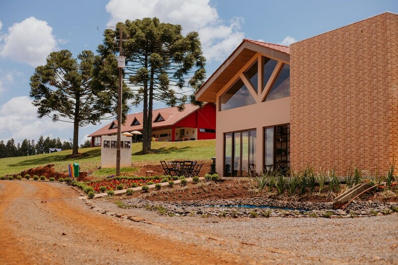 Hotel Hope Valley Adventure