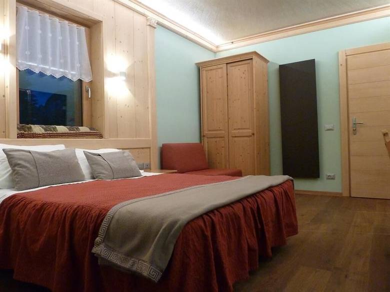 Hotel Chalet Lago Antorno