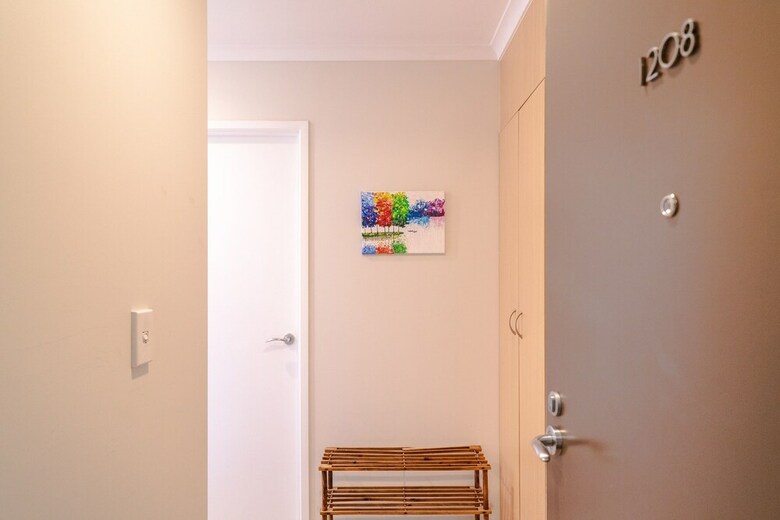 Warm & Cosy Two-bedroom Apartment In Cbd