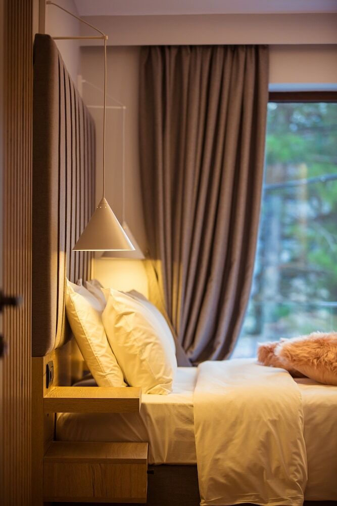 Adryades Luxury Apartments