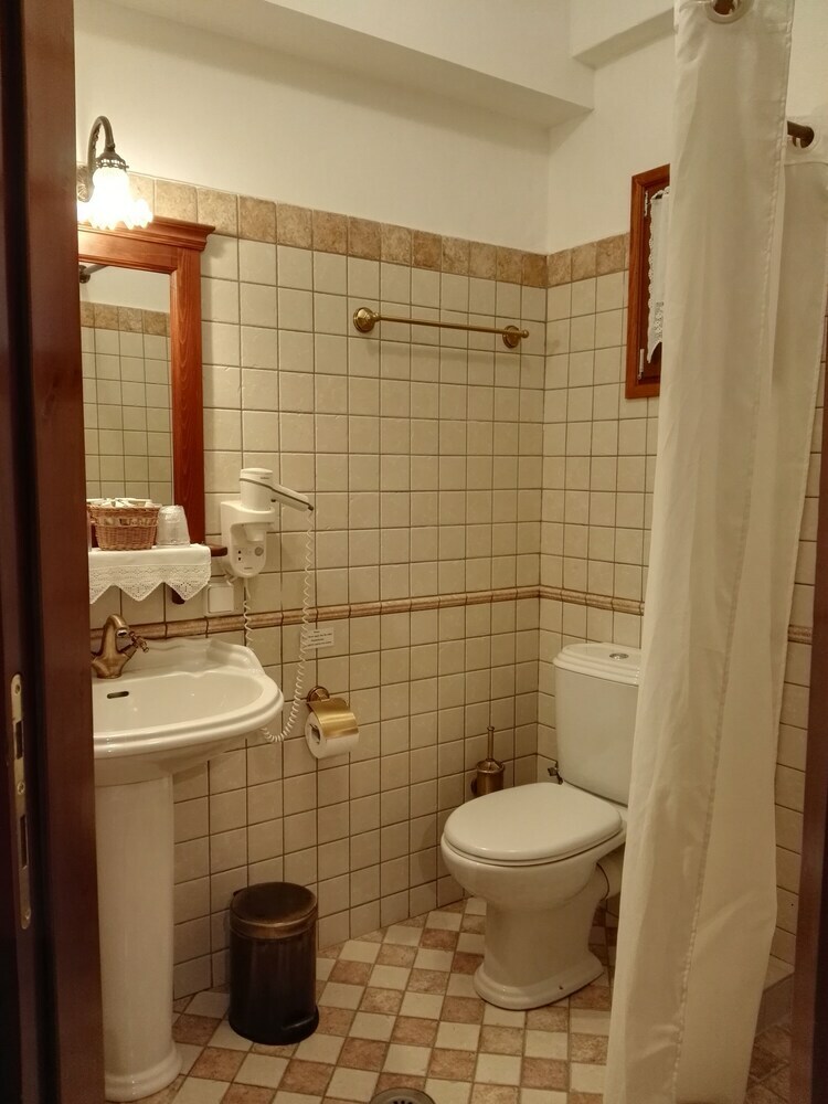 Hotel Viraggas
