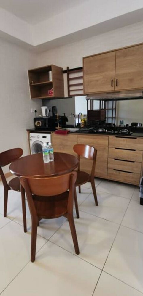 Hotel E-serenity Timurbay Suites & Residence