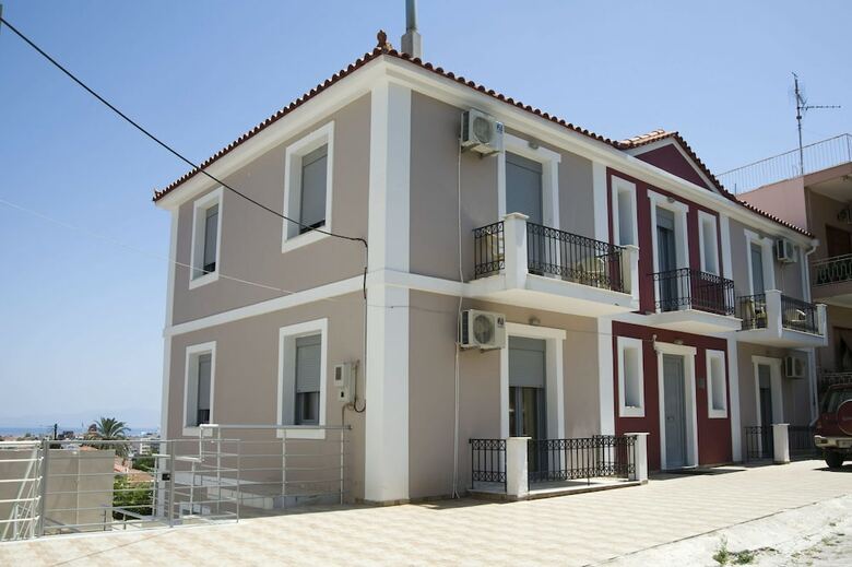 Hotel Pyrgos Sofokleous
