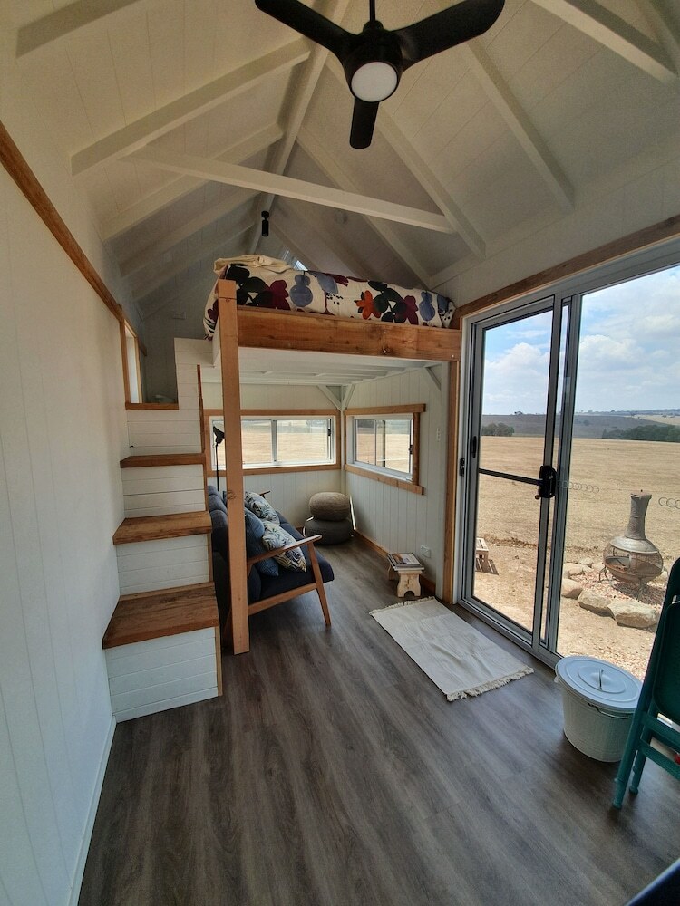 Yass Tiny Farm And Accommodation