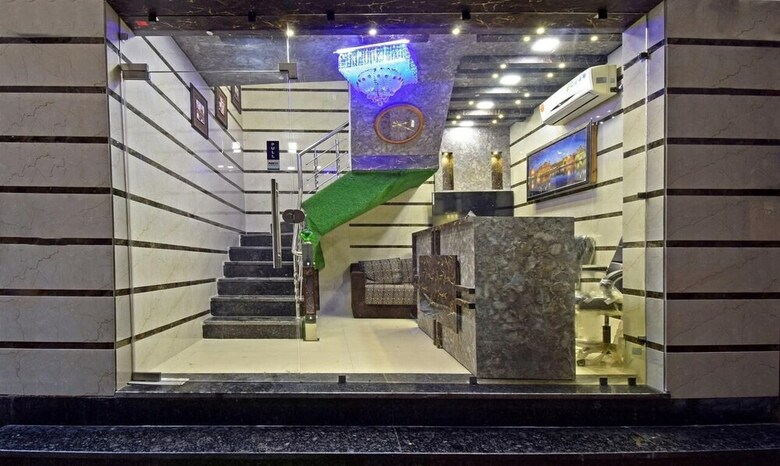 Hotel Smile Residency