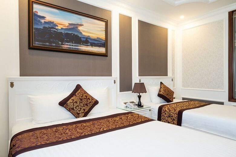 Mai Vang II Hotel