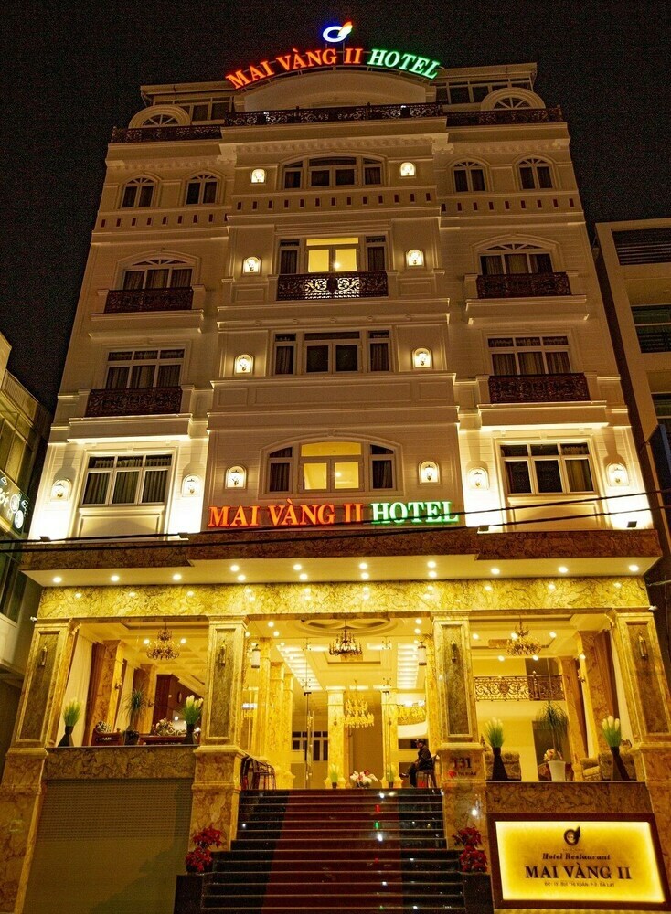 Mai Vang II Hotel