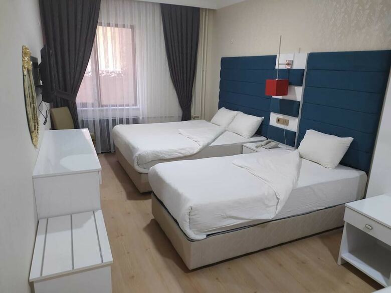 Athena Life Hotel