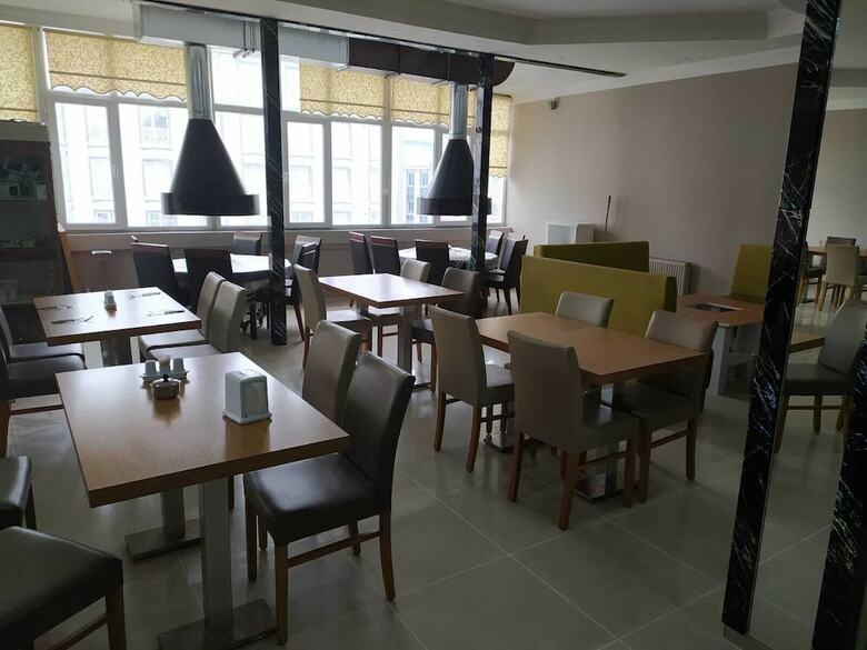 Athena Life Hotel