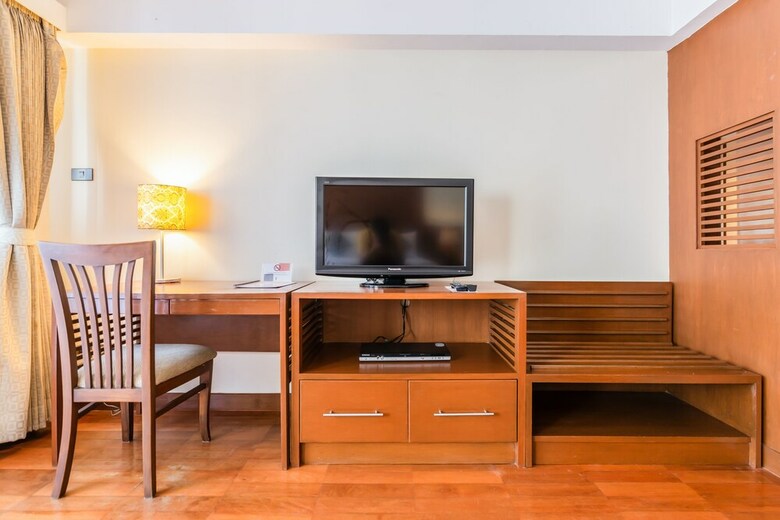 Hotel Lacuna Sukhumvit By Favstay