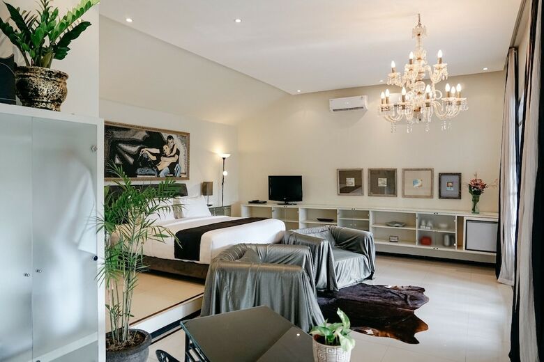 Hotel Casa Artista By Villa Kresna