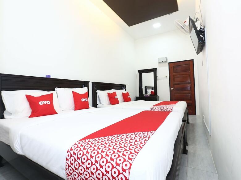 Oyo 89678 Ady Hotel