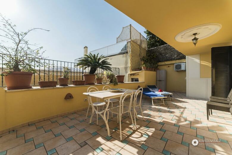 Villa Namily House