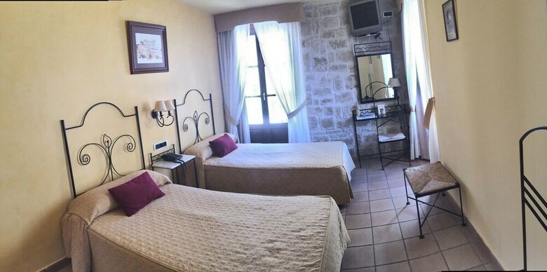 Hotel Guadalope