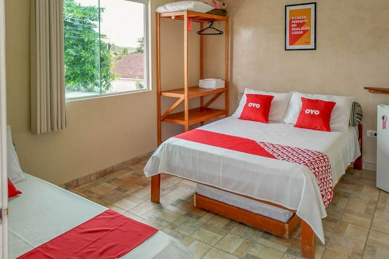 Oyo Costa Serena Hotel