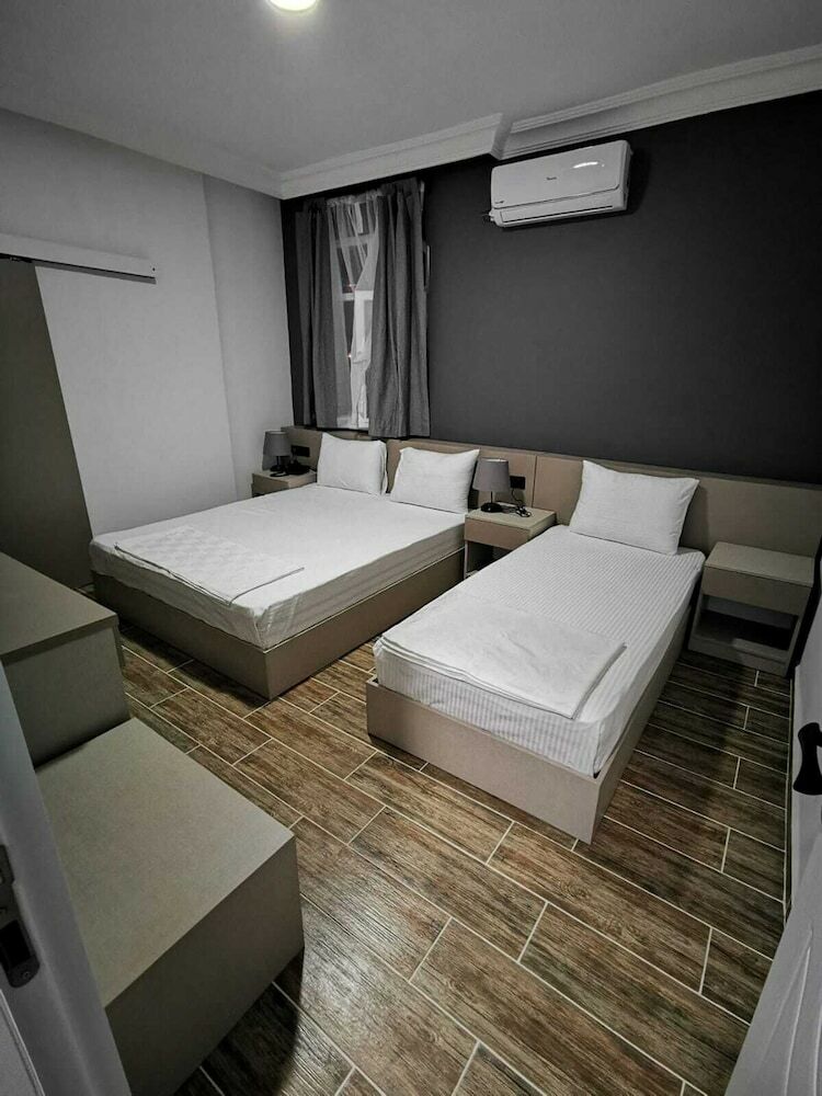 Hotel No57 Suites