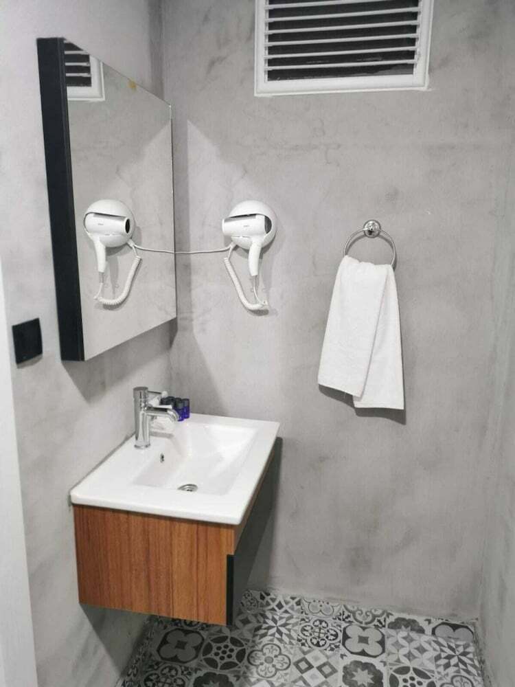 Hotel No57 Suites