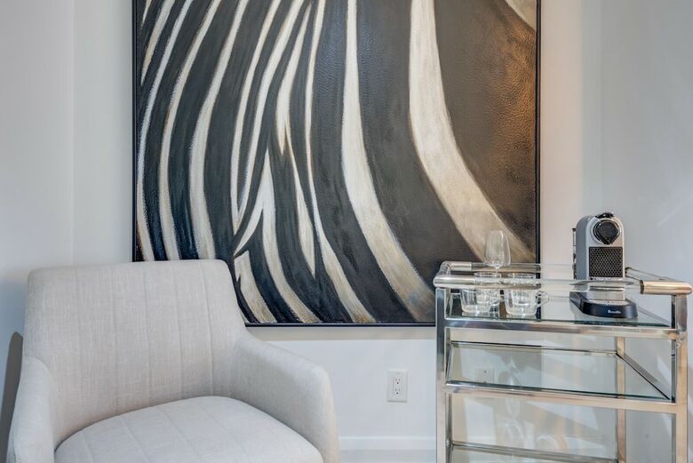 Avalon Suites Yorkville