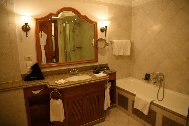 Hotel La Residence Des Cascades Resort