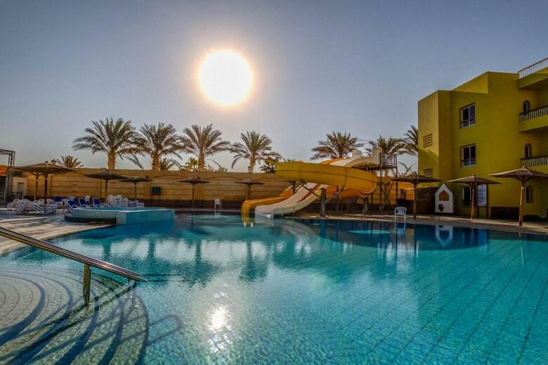 Hotel Palm Beach Resort