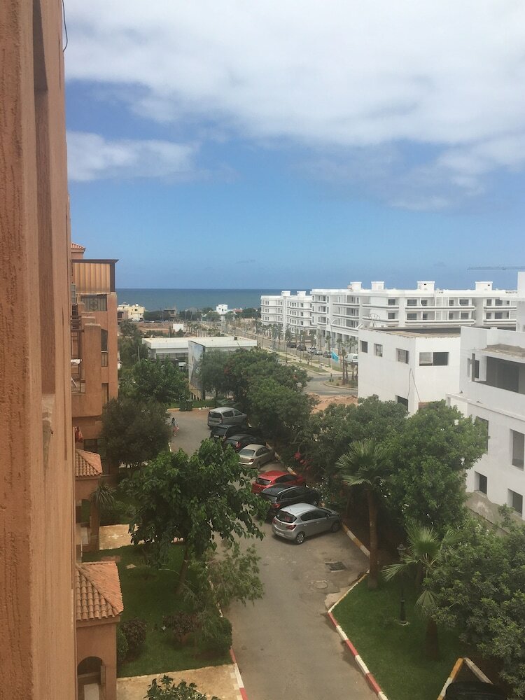 Immaculate 2-bed Apartment