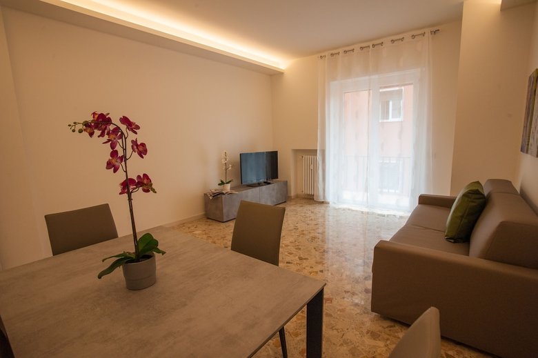 Steeb Apartment