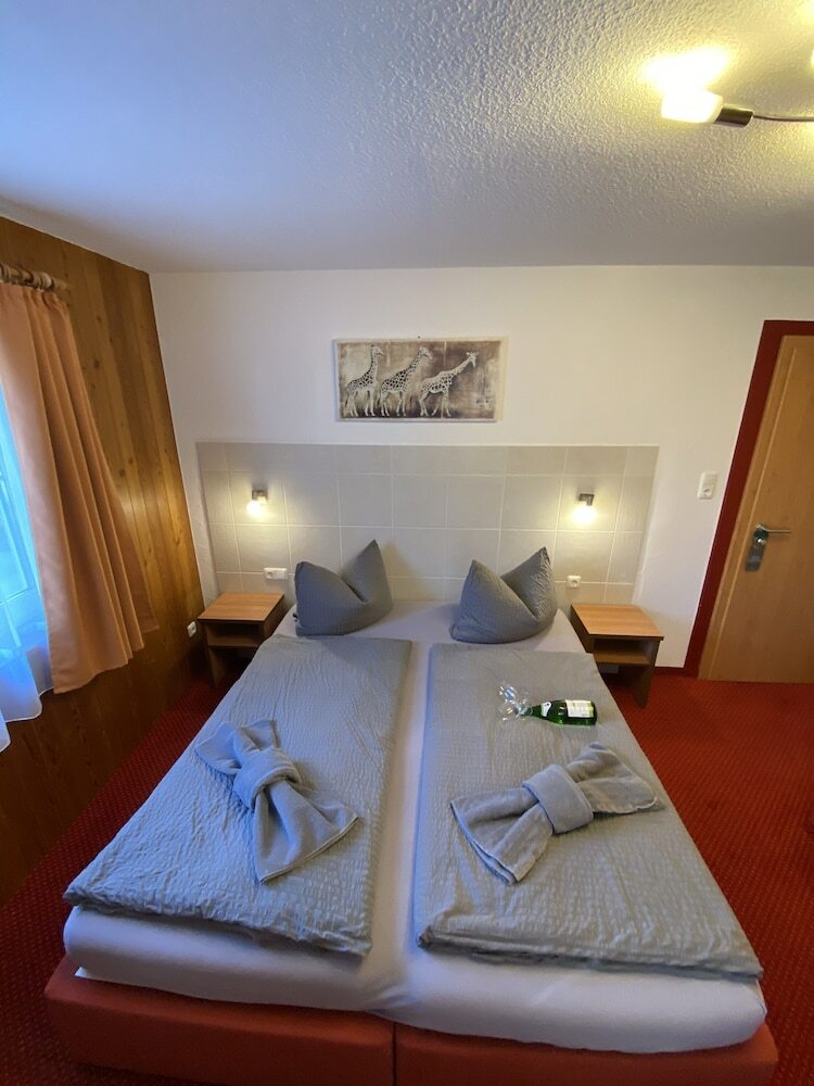Posada G�stehaus Fliegerh�usle Hagnau