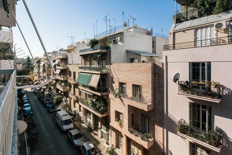 Apartamentos Chill Like A Local In Condo
