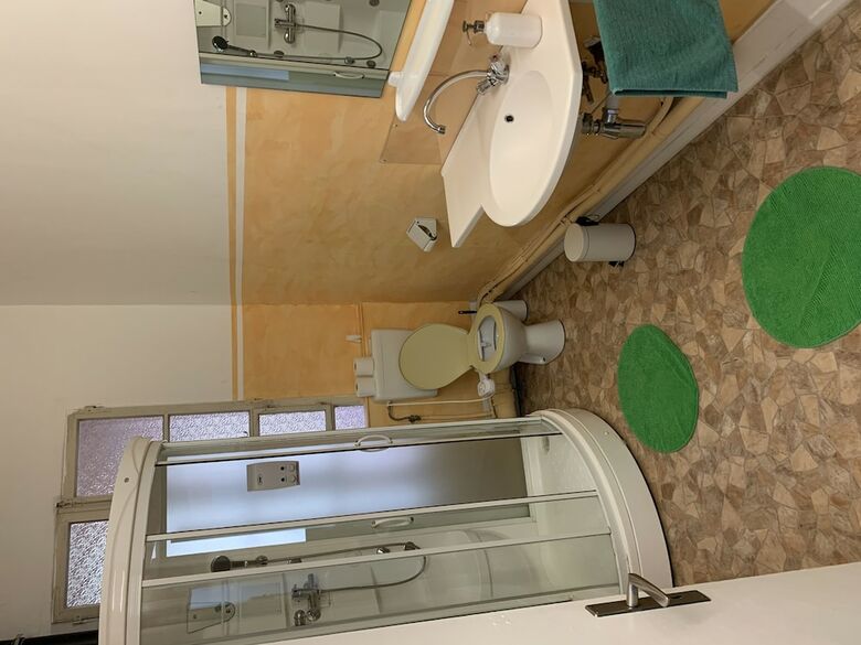 Hostal Hotel Sch�nbrunnen