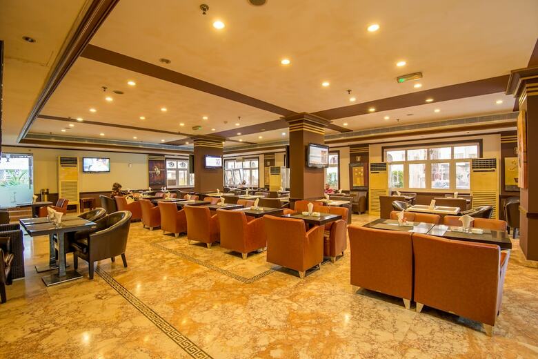 Waves International Hotel