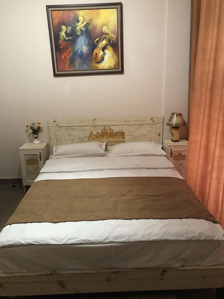 California Boutique Hotel And Tours