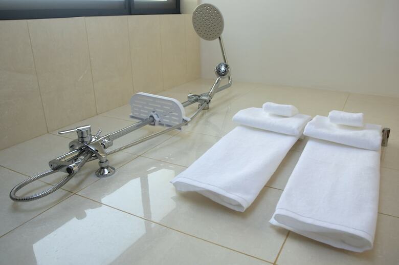 Lark Hotel