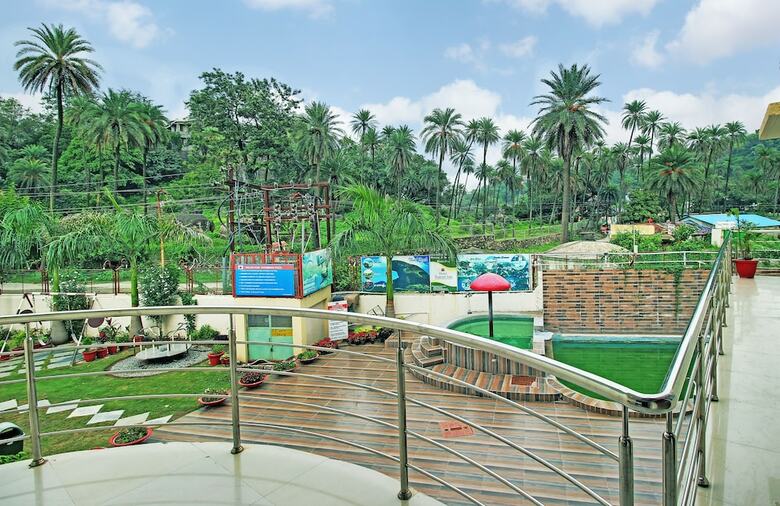 Hotel Sunset Inn Mount Abu With Swimming Pool