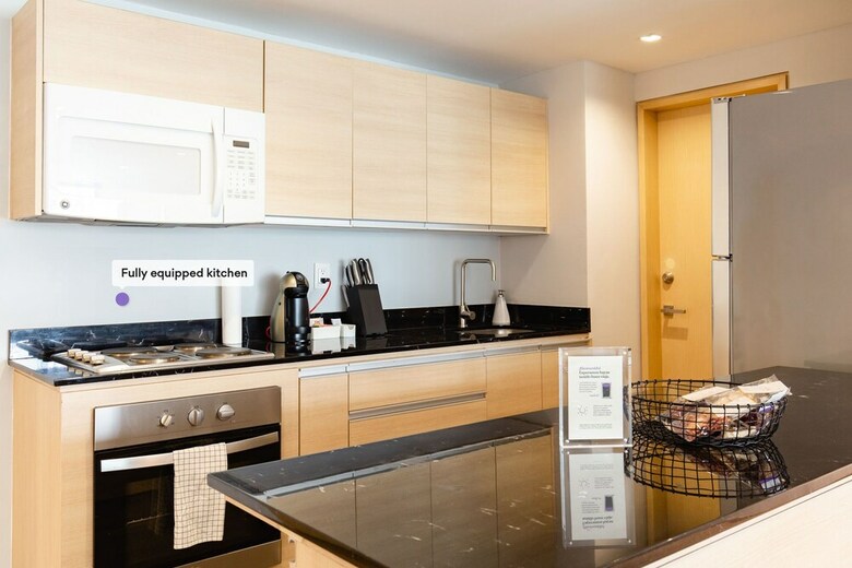 Apartamento Executive 1br Oasis With Kitchen & Private Balcony