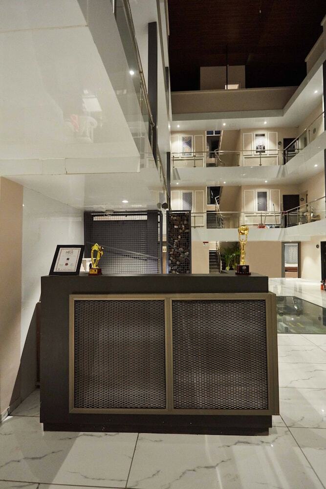 Hotel Aureole Mrida