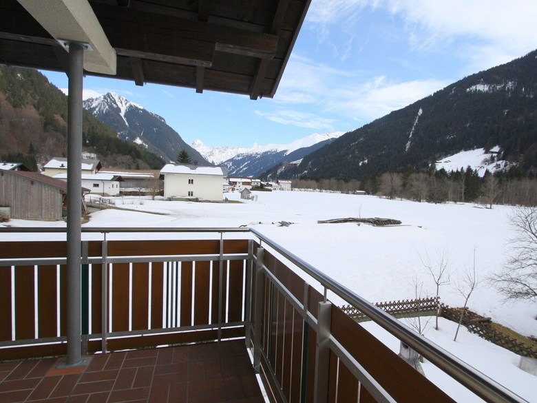 Beautiful Apartment In Gortipohl With Parking