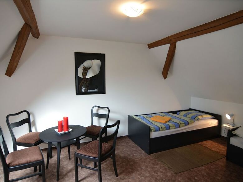 Quaint Holiday Home In Schenkend�bern On A Farm