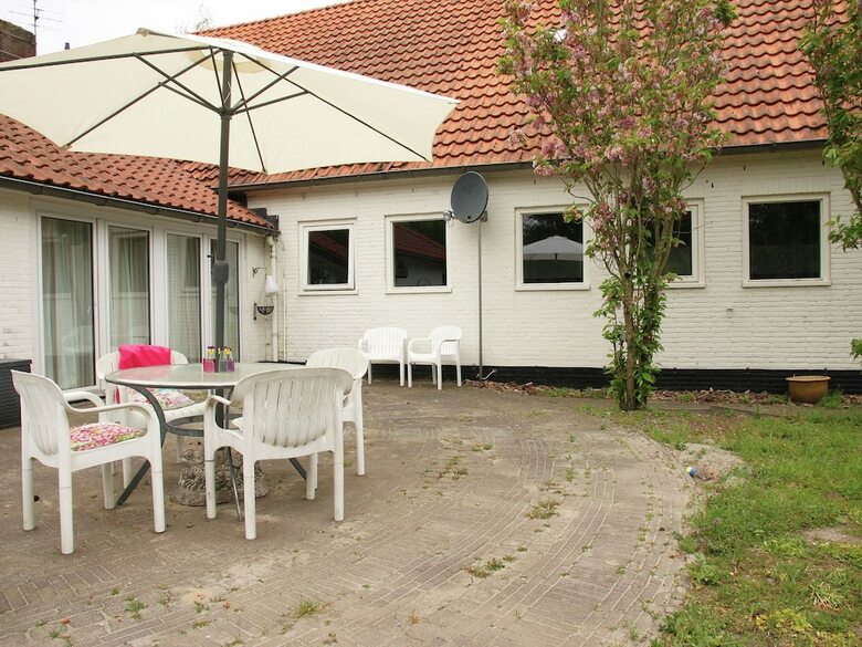 Luxurious Farmhouse In Rutten With Large Terrace