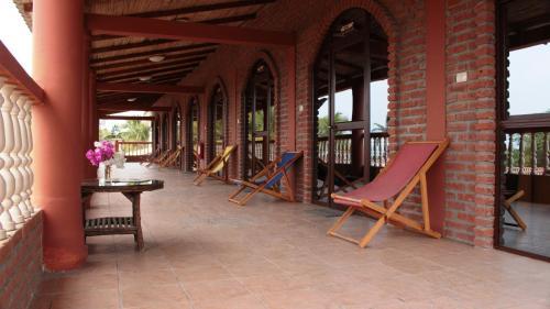 Suite Hotel Romanos